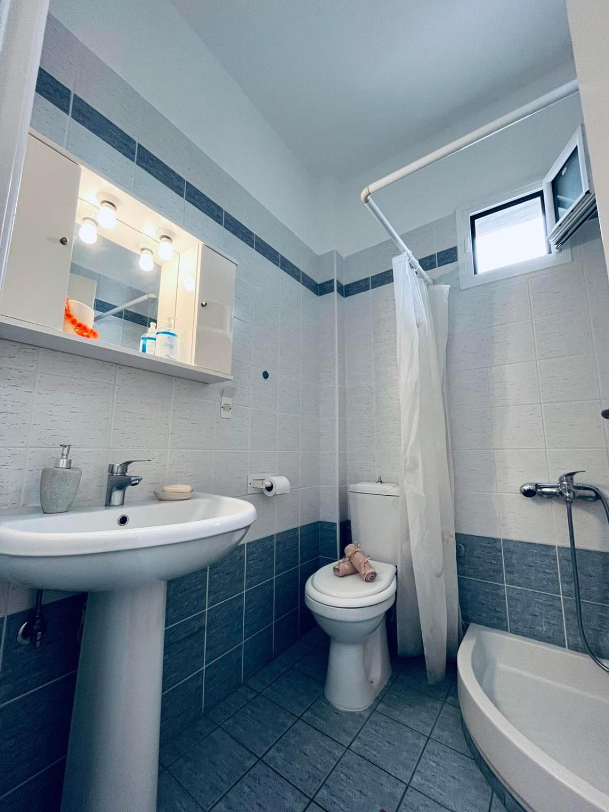 Ocean View Apartments วราสนา ภายนอก รูปภาพ