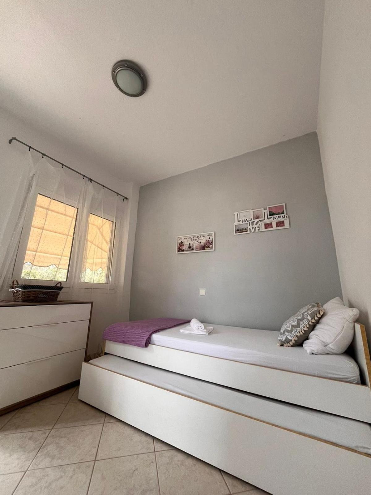Ocean View Apartments วราสนา ภายนอก รูปภาพ